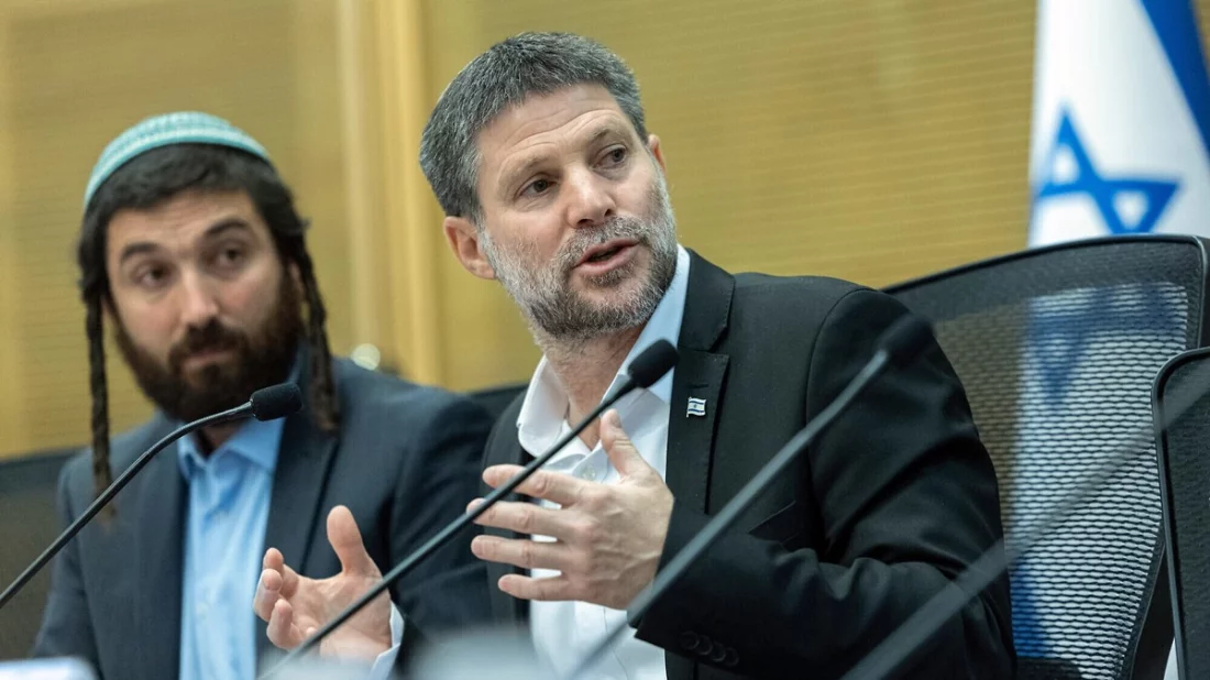 ‘মরুভূমিতে উটে চড়তে থাকো’, সৌদি নেতাদের কটাক্ষ ইসরায়েলি মন্ত্রীর